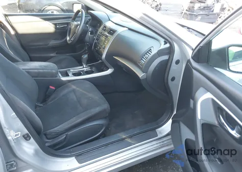 2015 Nissan Altima 2.5/2.5 S/2.5 Sl/2.5 Sv из США, поврежденный, VIN 1N4AL3AP0FN322096